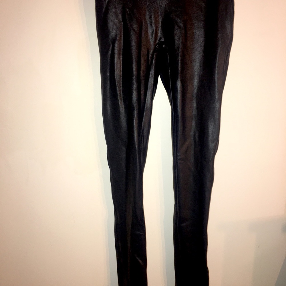 SPANX faux leather leggings - small petite